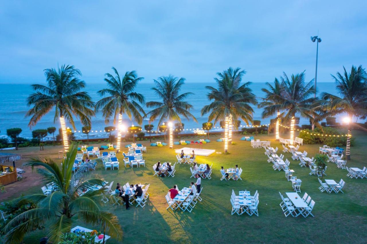 Flc Luxury Hotel Samson Sam Son Exterior photo