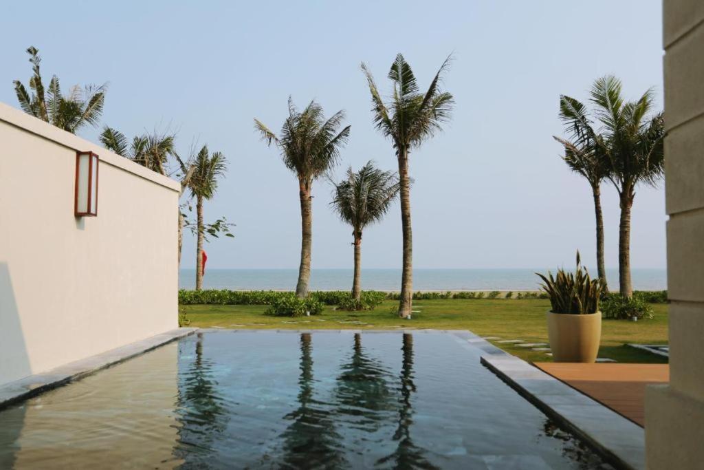 Flc Luxury Hotel Samson Sam Son Exterior photo