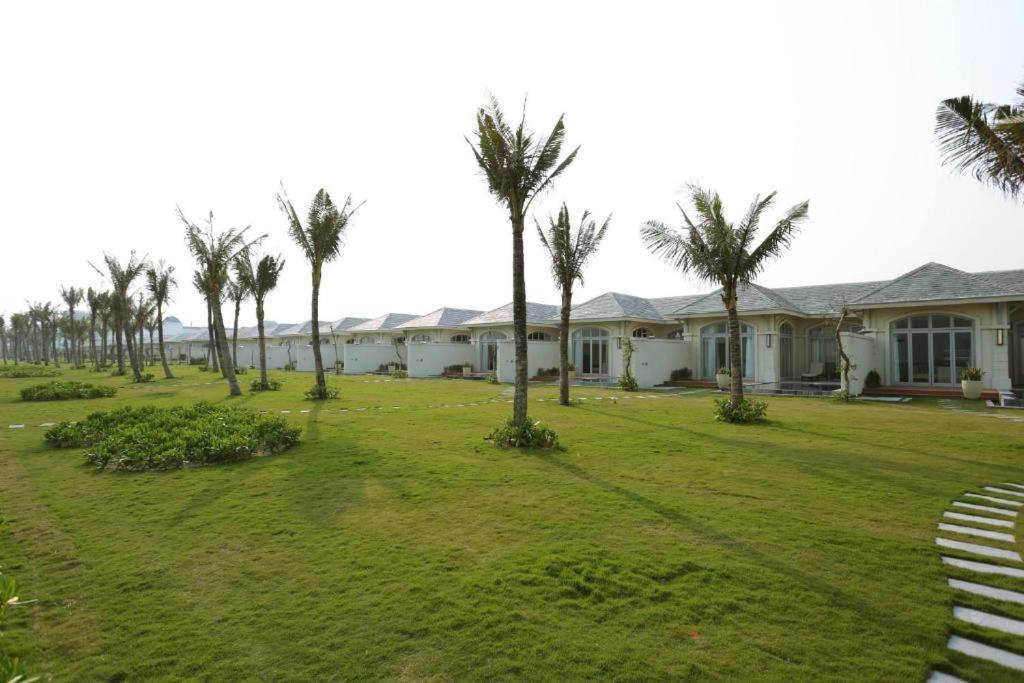 Flc Luxury Hotel Samson Sam Son Exterior photo